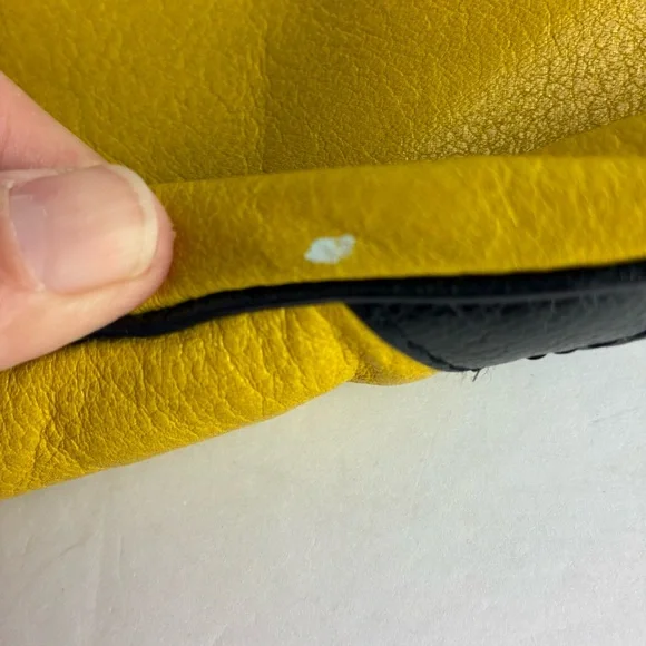 Botkier Cruz Gold & Black Leather Crossbody w/Chain Strap - Picture 6 of 9